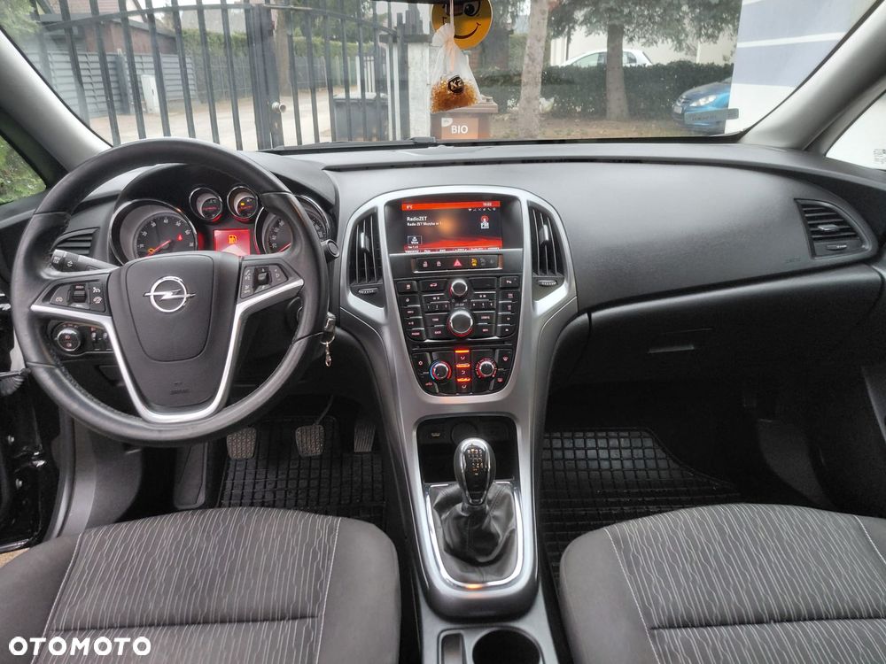 Opel Astra 1.4 T Active EU6 - 8