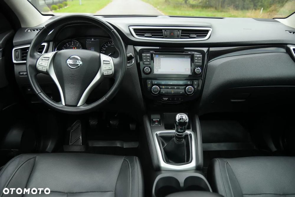 Nissan Qashqai 1.6 DIG-T Tekna - 26