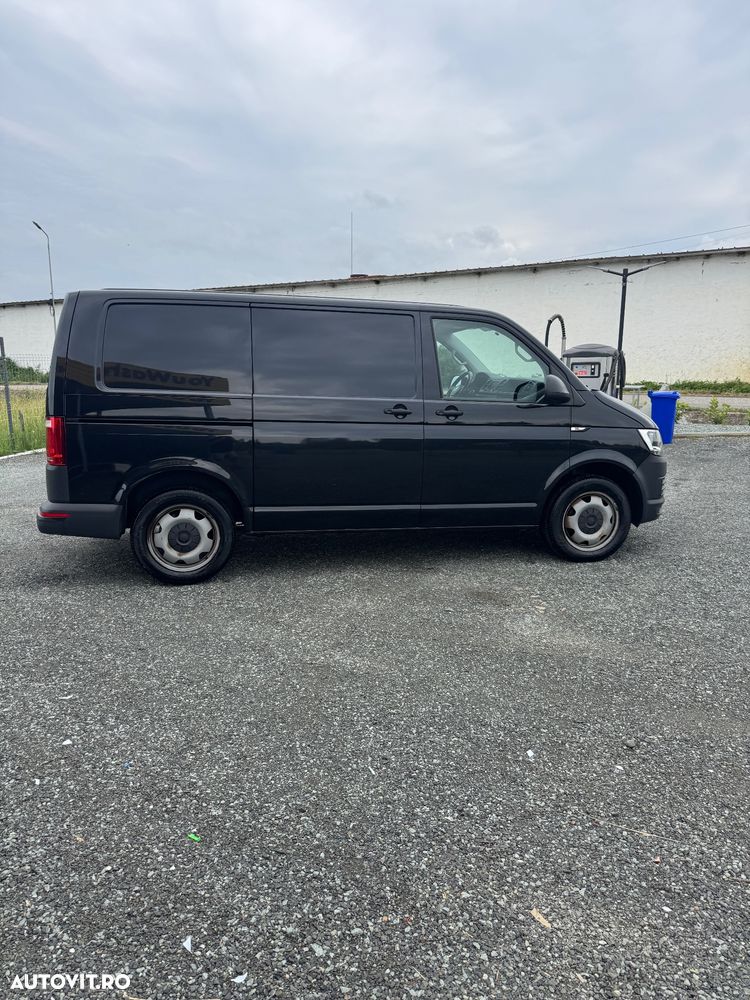 Volkswagen Transporter - 2