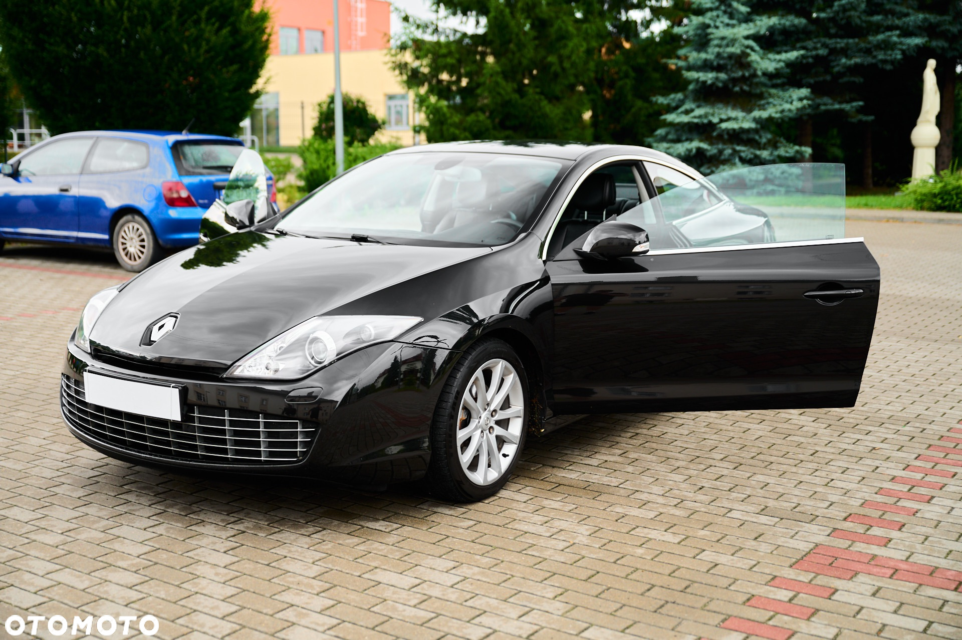 Renault Laguna Coupe dCi 150 FAP - 21