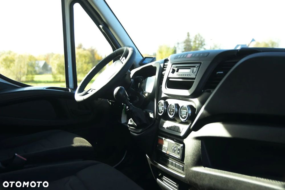 Iveco Iveco 72C17 3,0 170KM bez adblue euro 5 Zanotti Z380 6,1m 12 palet dł -20+20 ładowność 3460kg - 18