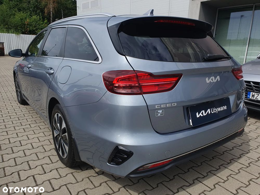 Kia Ceed 1.5 T-GDI M - 23