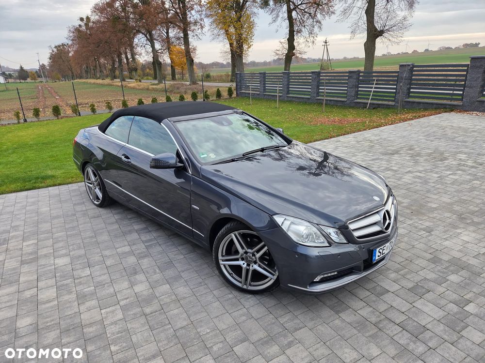 Mercedes-Benz Klasa E ver-e--klasse-cabrio-avantgarde - 11