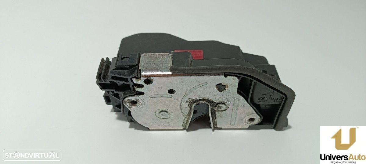 FECHADURA PORTA FRENTE ESQUERDA BMW SERIE 1 BERLINA (E81/E87) 116D - 4