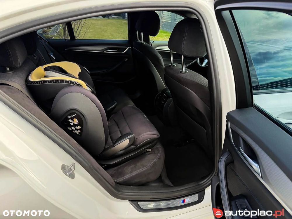 BMW Seria 5 520d M Sport sport - 25