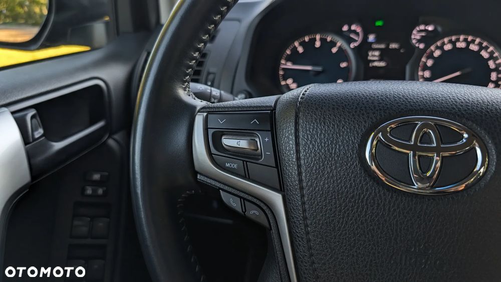 Toyota Land Cruiser LC 2.8 D-4D Prado - 32