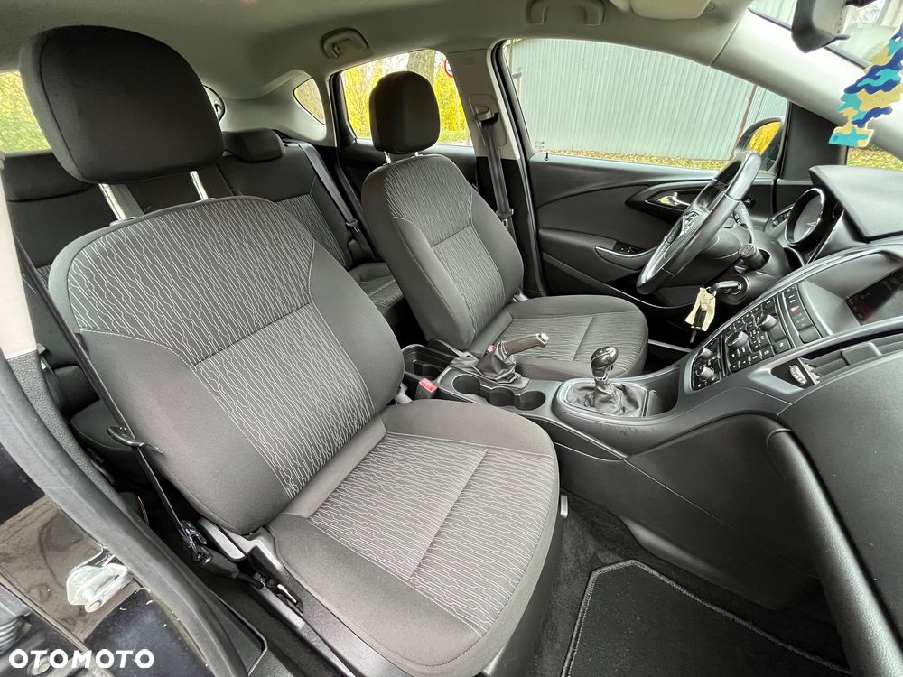 Opel Astra 1.4 Turbo Design Edition - 20