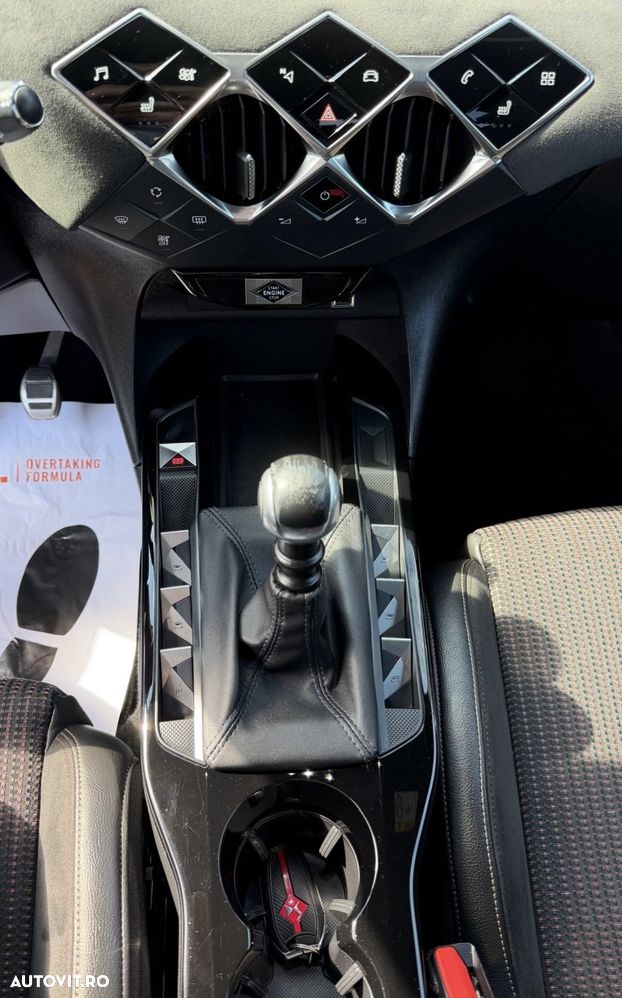DS Automobiles DS 3 Crossback - 12