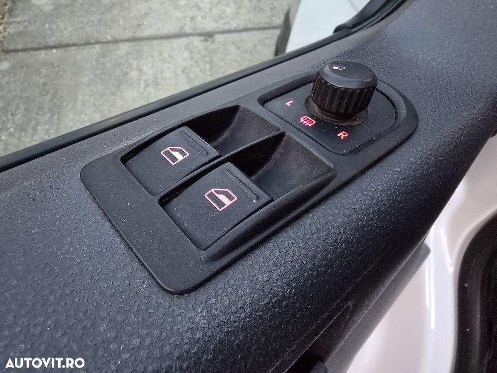 Volkswagen Transporter - 29