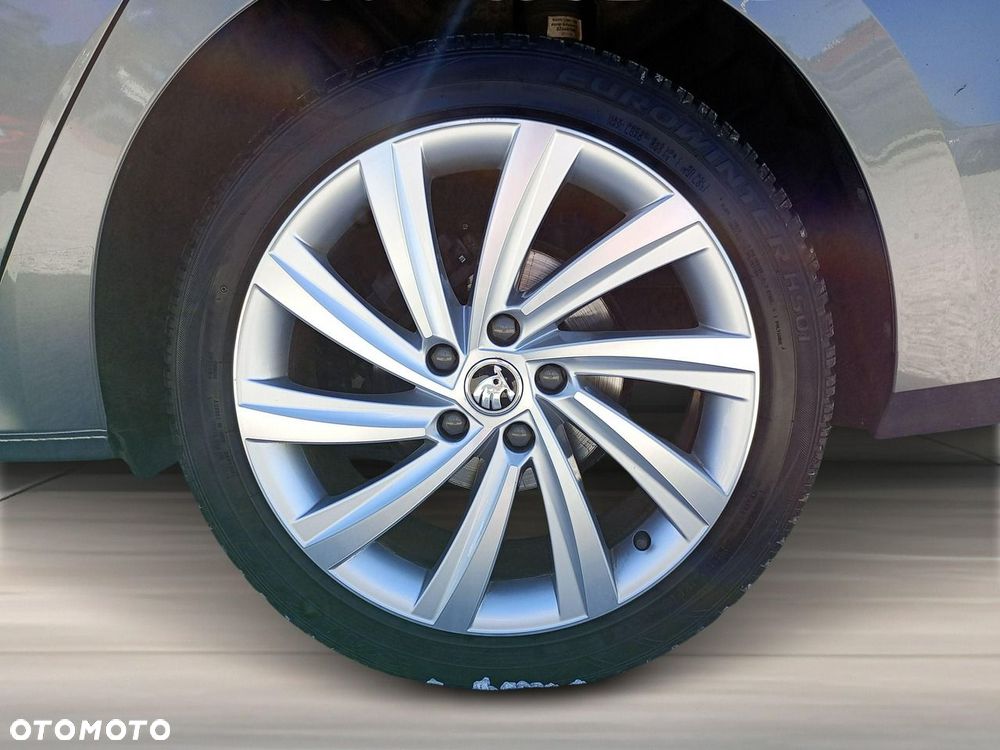 Skoda Octavia 2.0 TDI Style DSG - 37