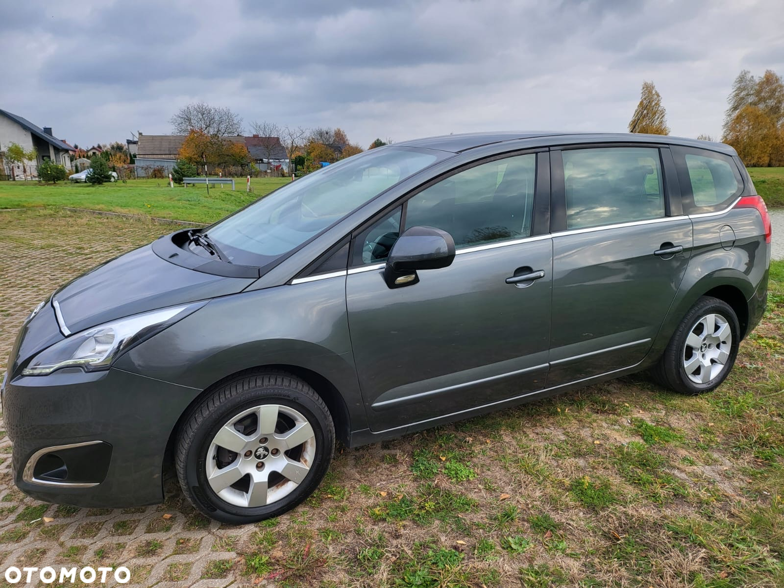 Peugeot 5008 1.6 BlueHDI Allure S&S - 19