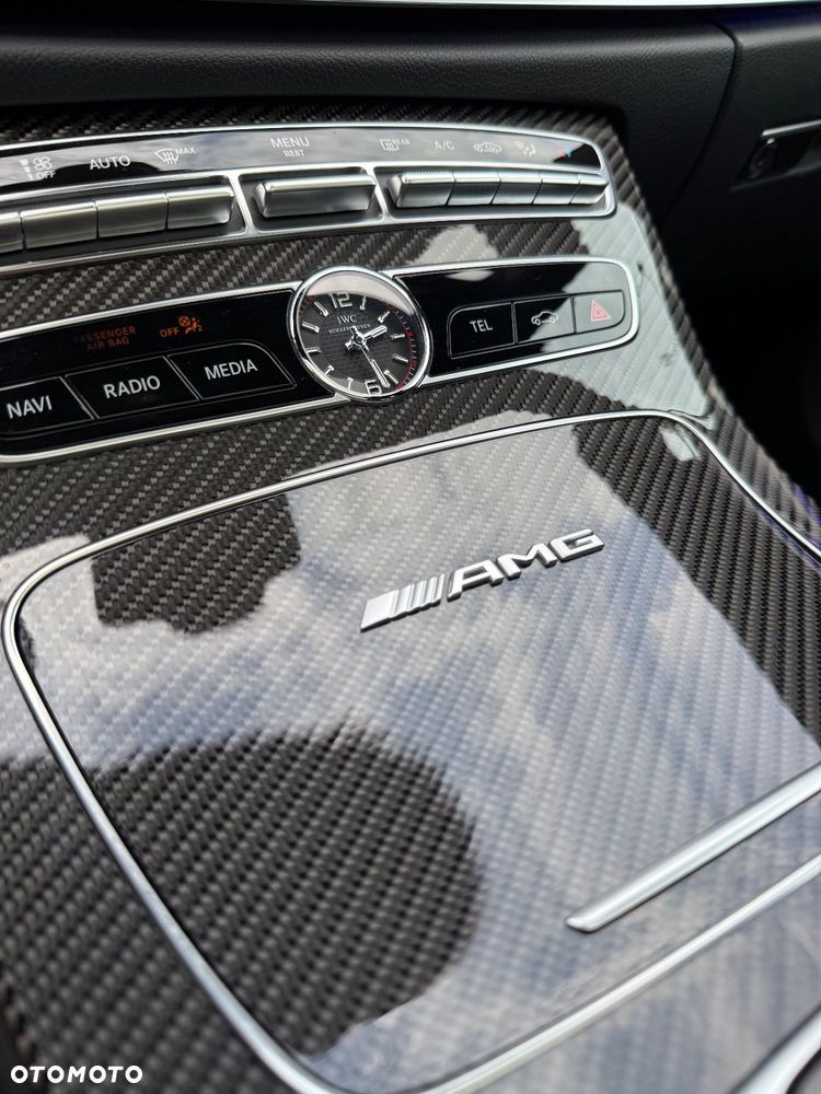 Mercedes-Benz Klasa E - 14