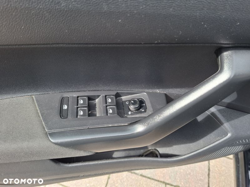 Volkswagen Polo 1.6 TDI SCR UNITED - 17