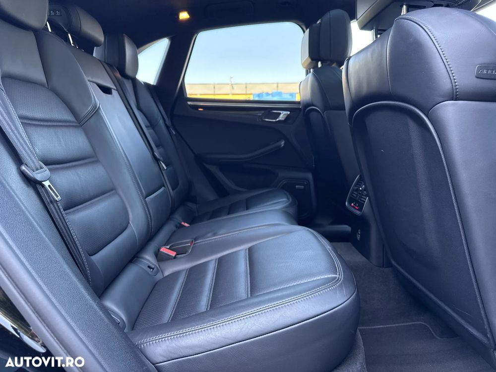 Porsche Macan Turbo PDK - 13