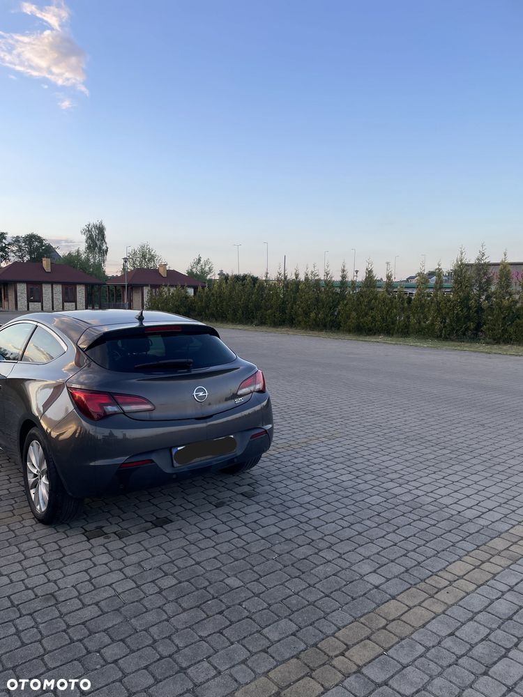 Opel Astra 1.7 CDTI DPF ecoFLEX Start/Stop 109/107g Innovation - 2