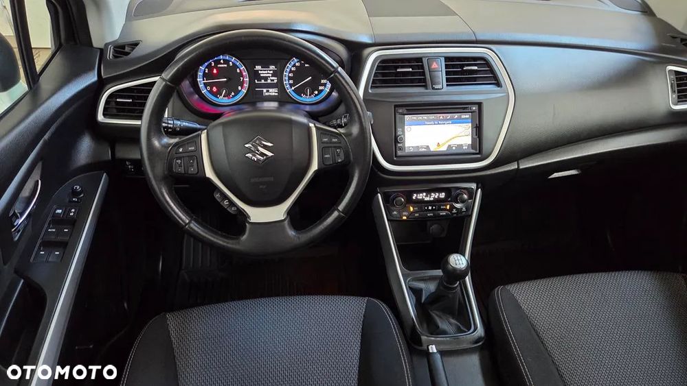 Suzuki SX4 S-Cross 1.6 Premium - 11