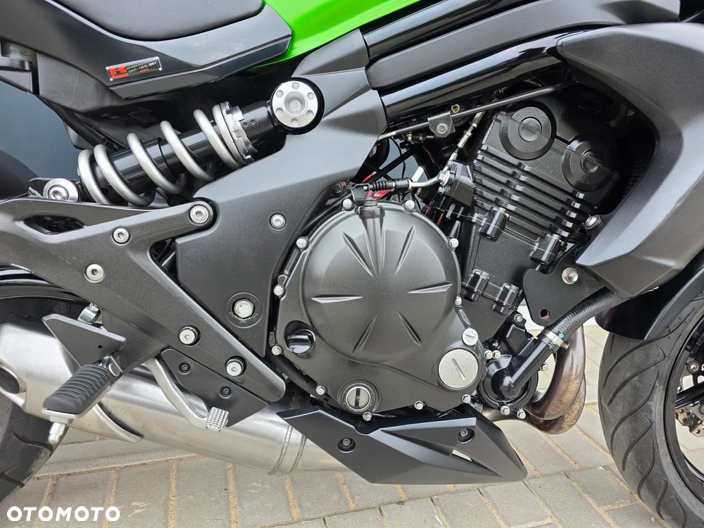 Kawasaki ER - 10