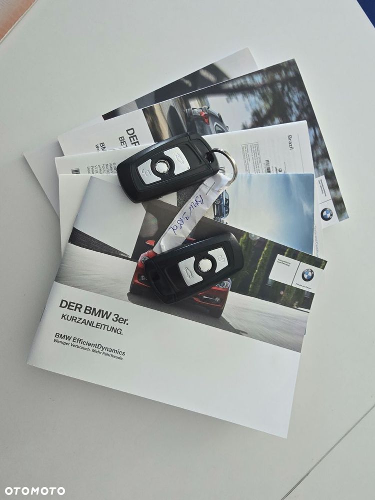BMW Seria 3 318d - 29