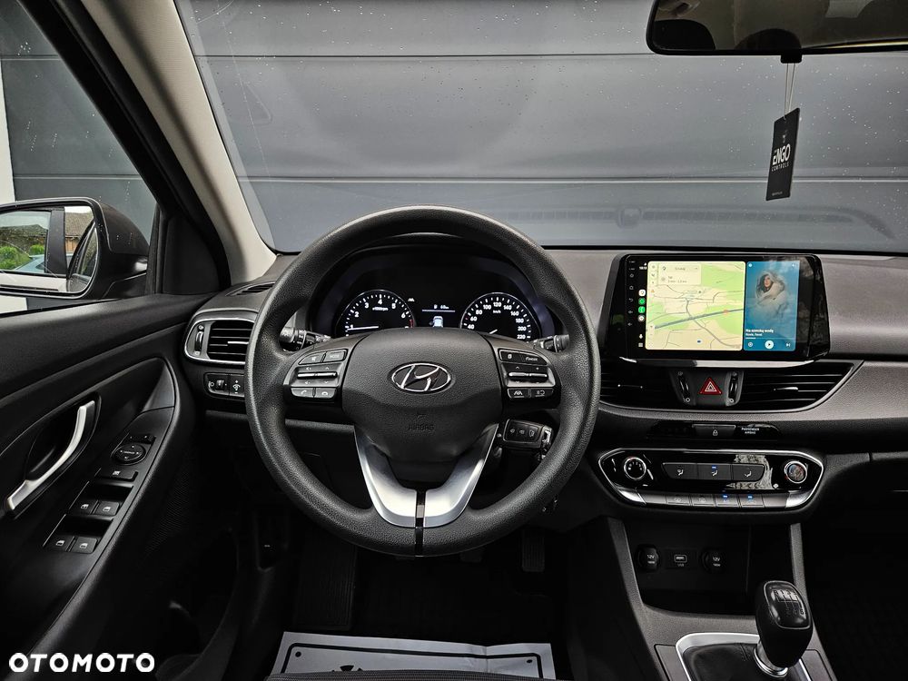 Hyundai i30 1.5 DPI Classic + - 8