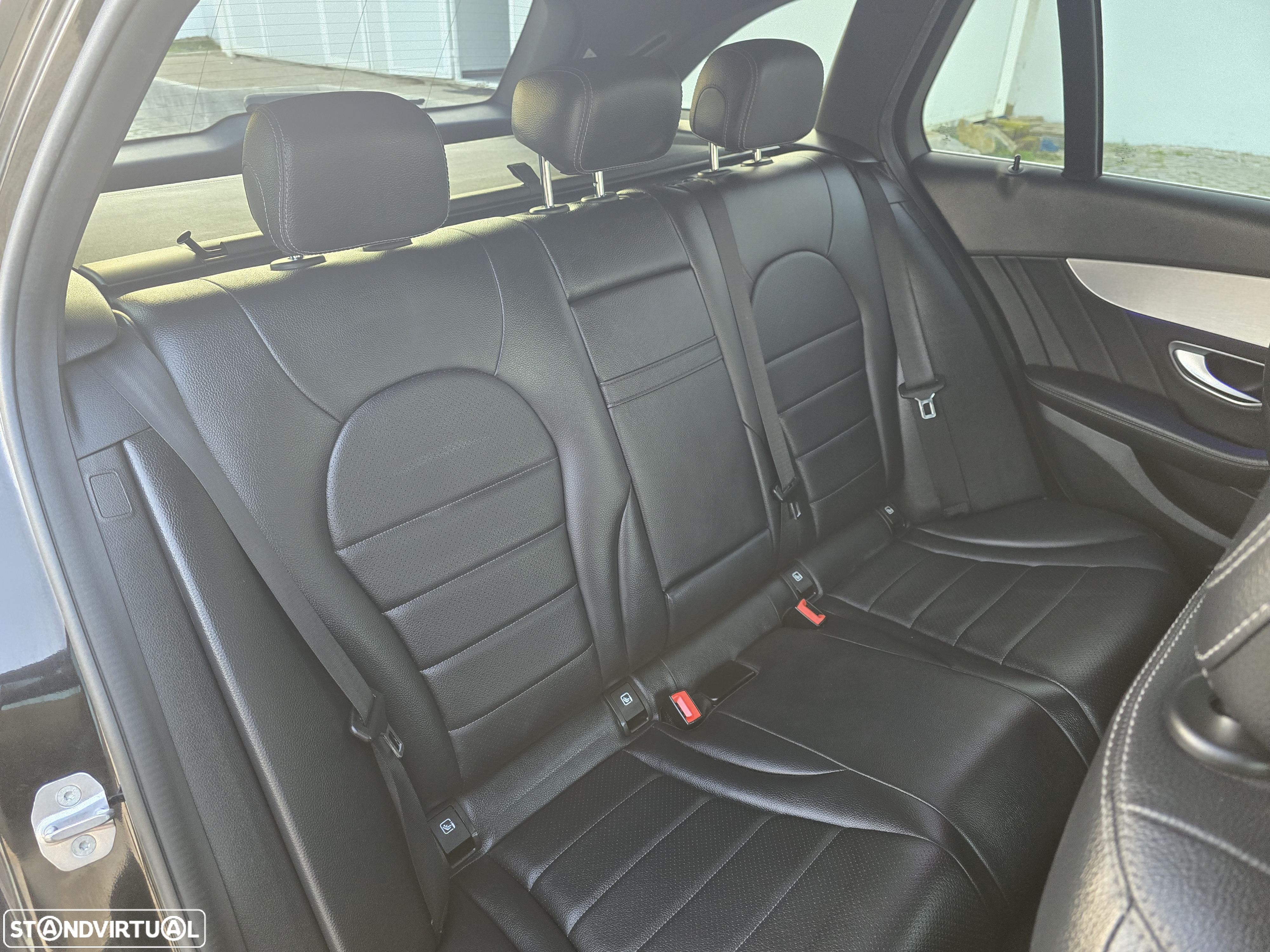 Mercedes-Benz C 220 d Station 9G-TRONIC AMG Line - 51