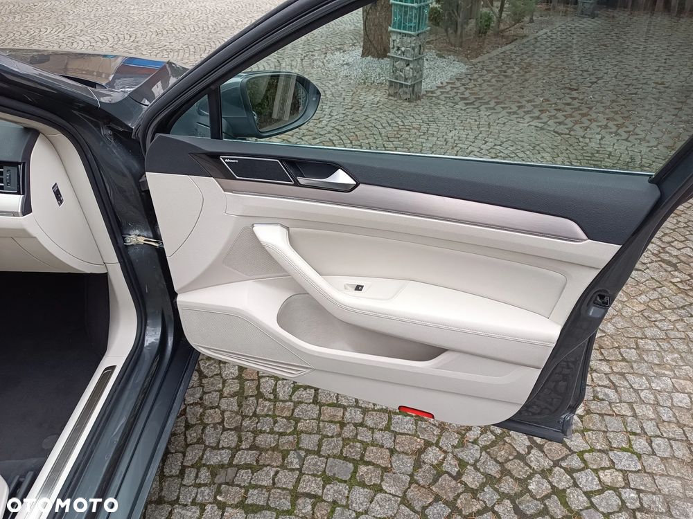 Volkswagen Passat Variant 1.8 TSI BMT Comfortline DSG - 25