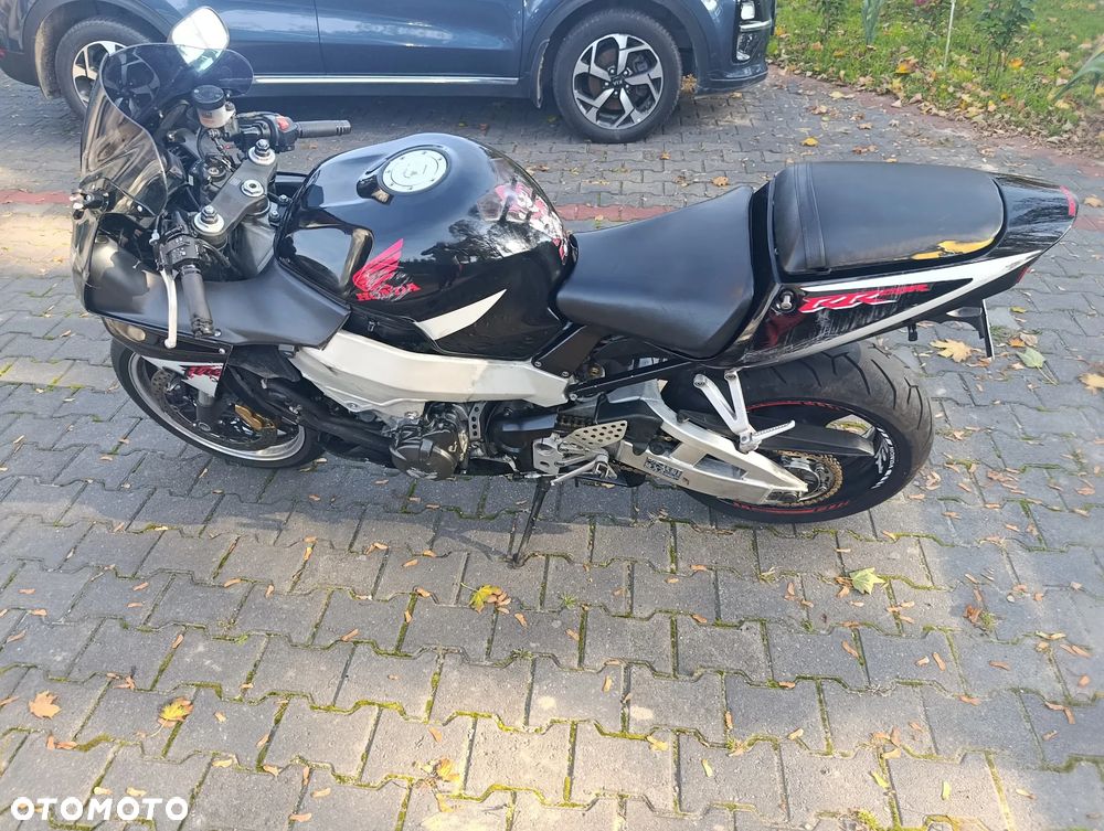 Honda CBR - 14