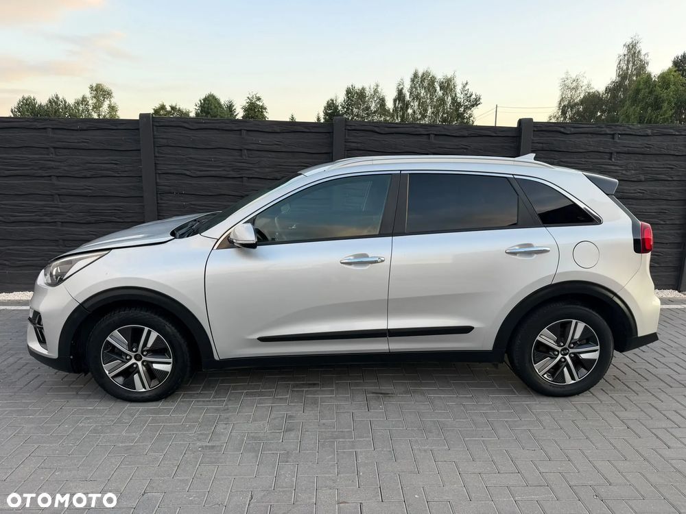 Kia Niro 1.6 GDI 2WD Vision - 28