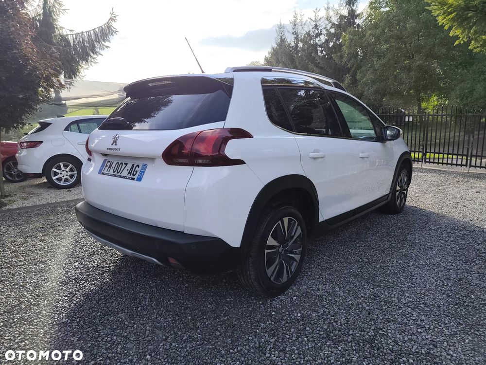 Peugeot 2008 - 6