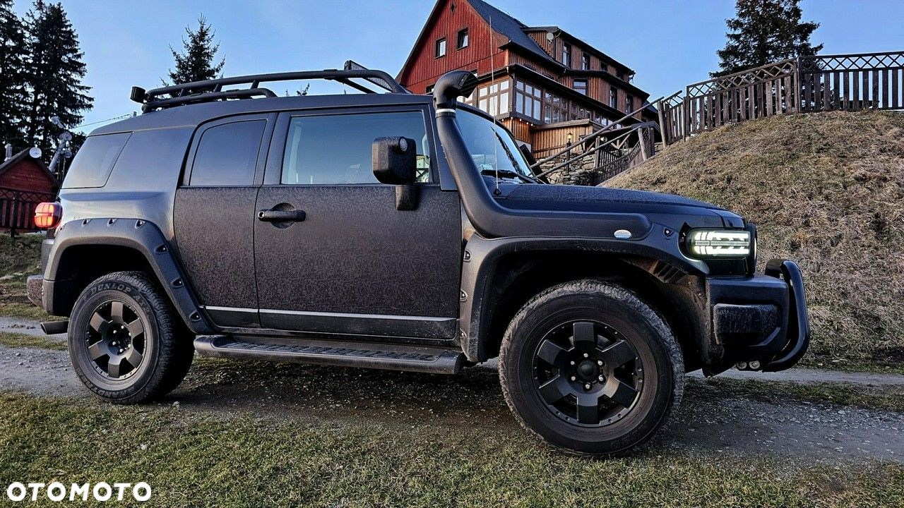 Toyota FJ - 15