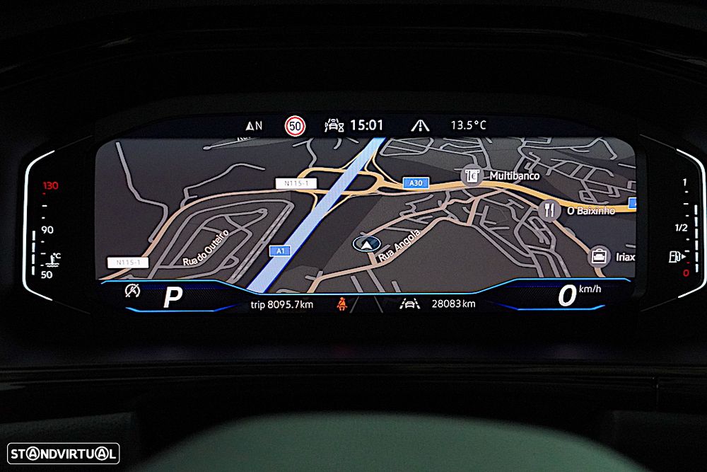 VW T-Roc 1.5 TSI R-Line DSG - 48