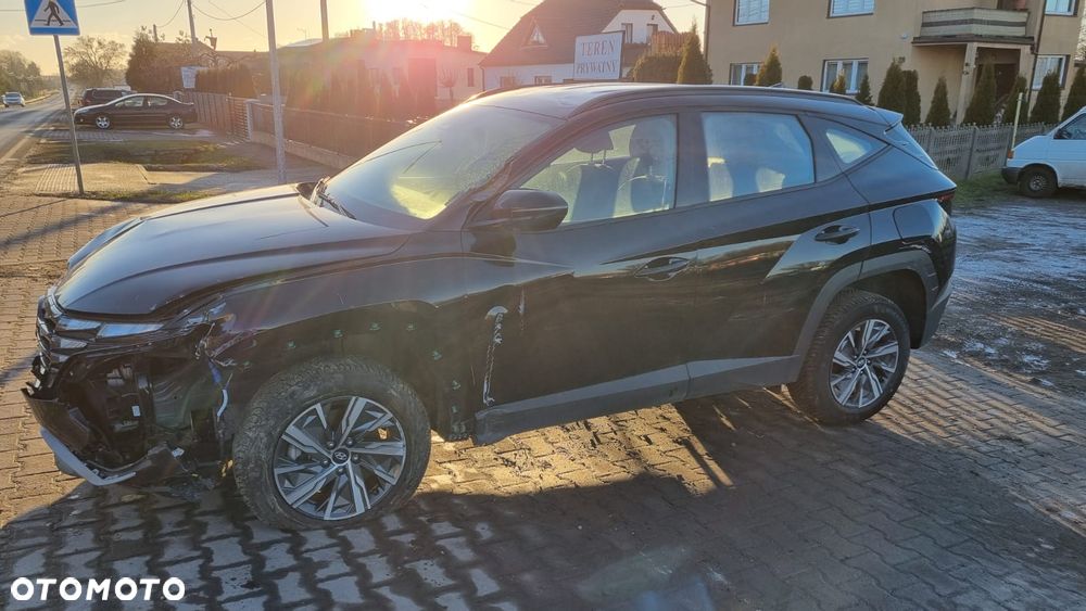 Hyundai Tucson 1.6 T-GDi HEV 2WD Select - 12