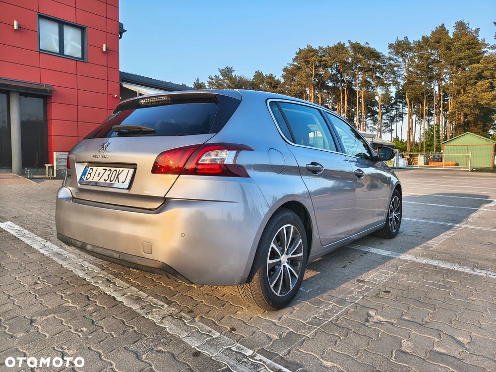 Peugeot 308 125 THP Allure - 3
