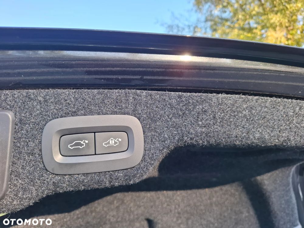 Volvo S90 - 35