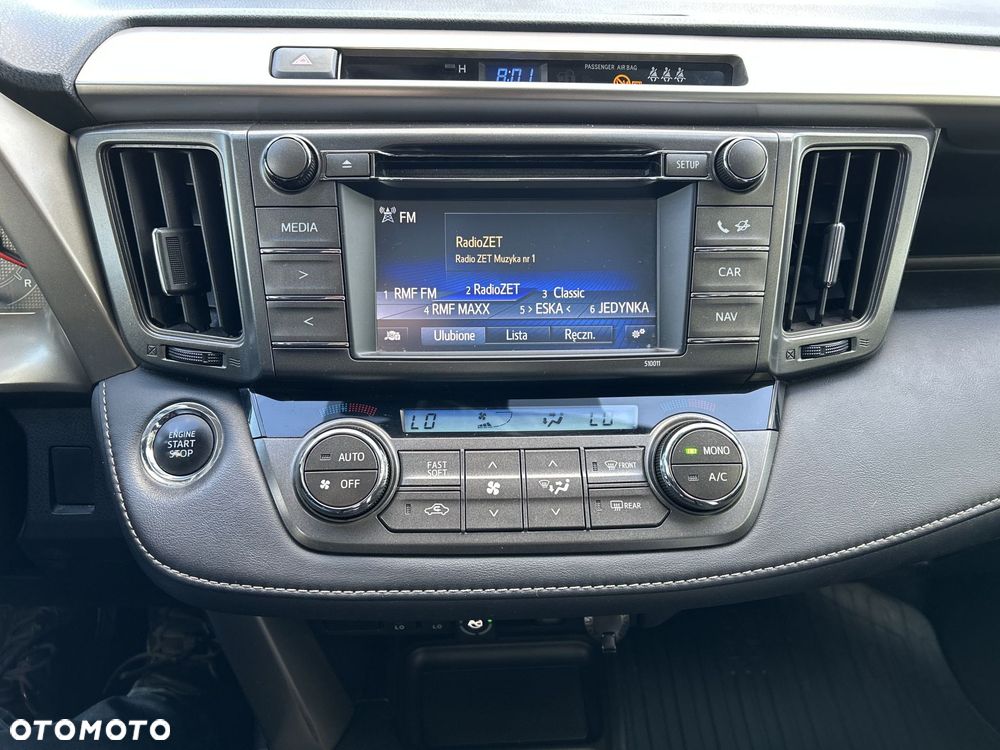 Toyota RAV4 2.0 Premium 4x4 - 13