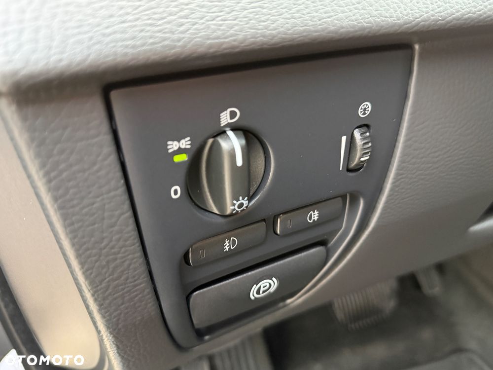 Volvo XC 90 3.2 AWD Summum - 19