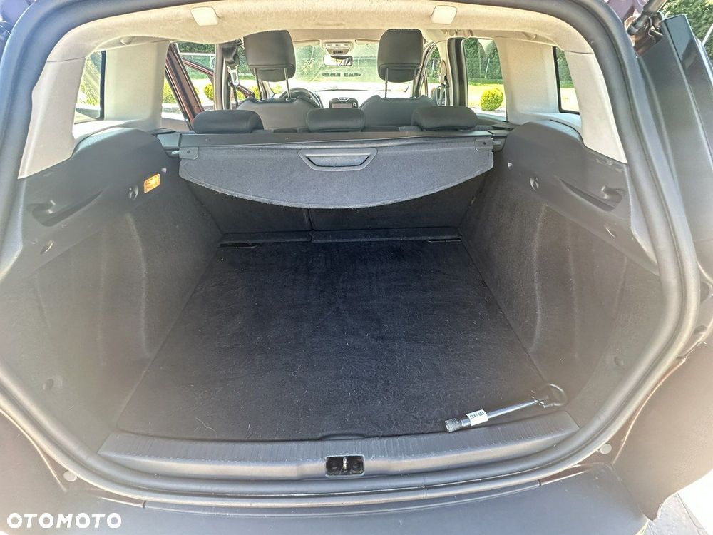 Renault Clio - 10