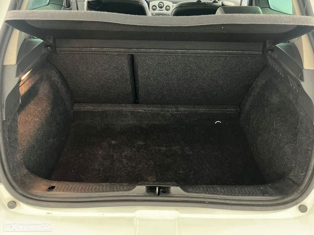 Renault Clio 1.5 dCi Pack - 10