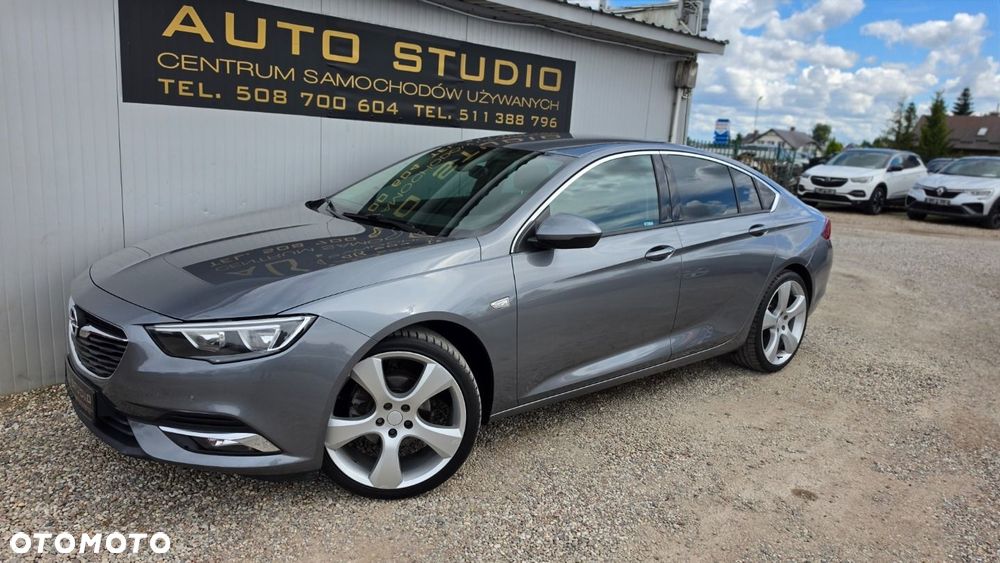 Opel Insignia - 38