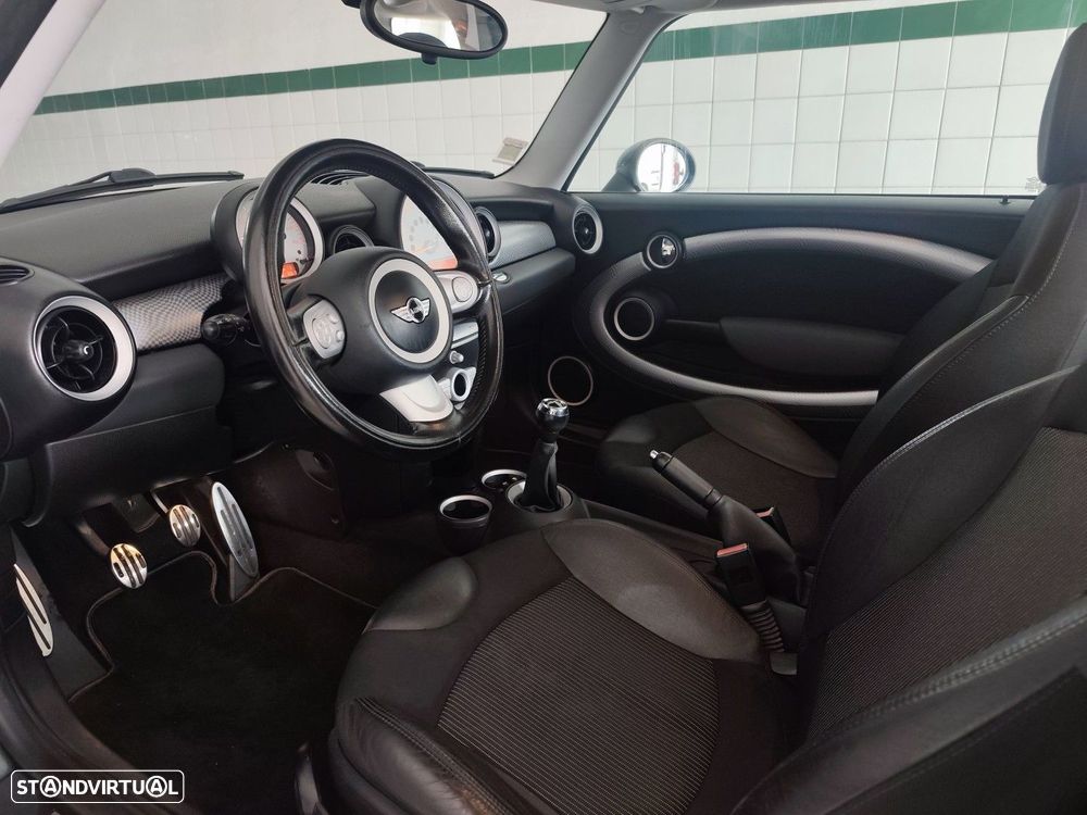 MINI 3 Portas Cooper S - 8