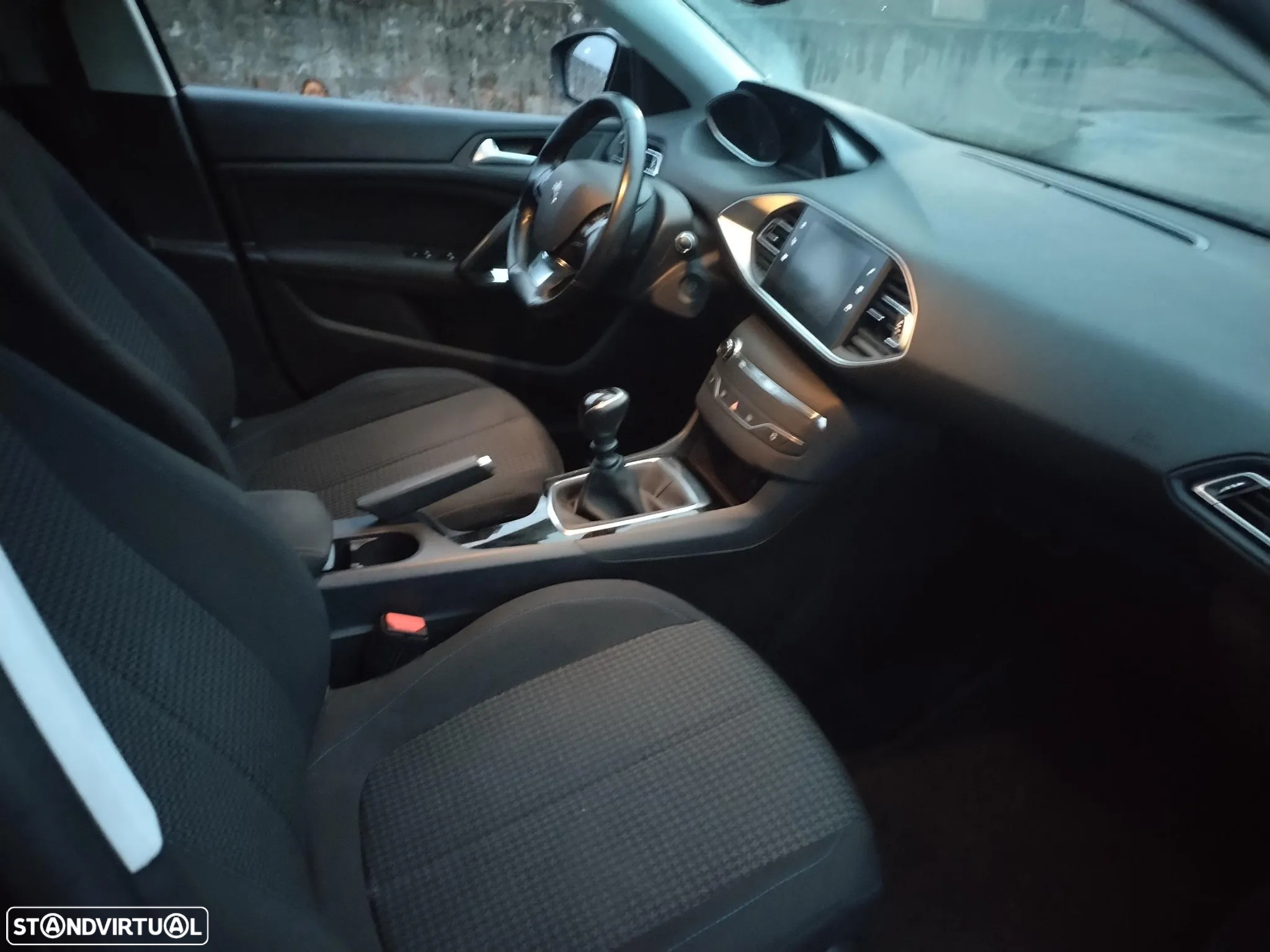 Peugeot 308 SW 1.5 BlueHDi Style - 4