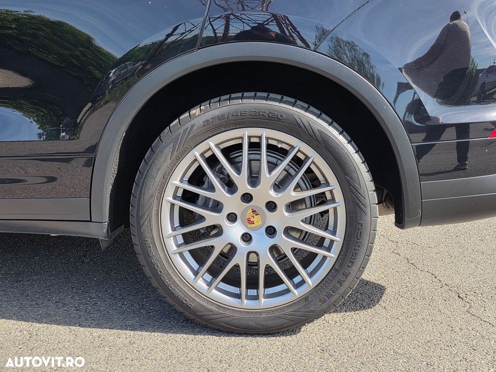 Porsche Cayenne 3.0 L - 9