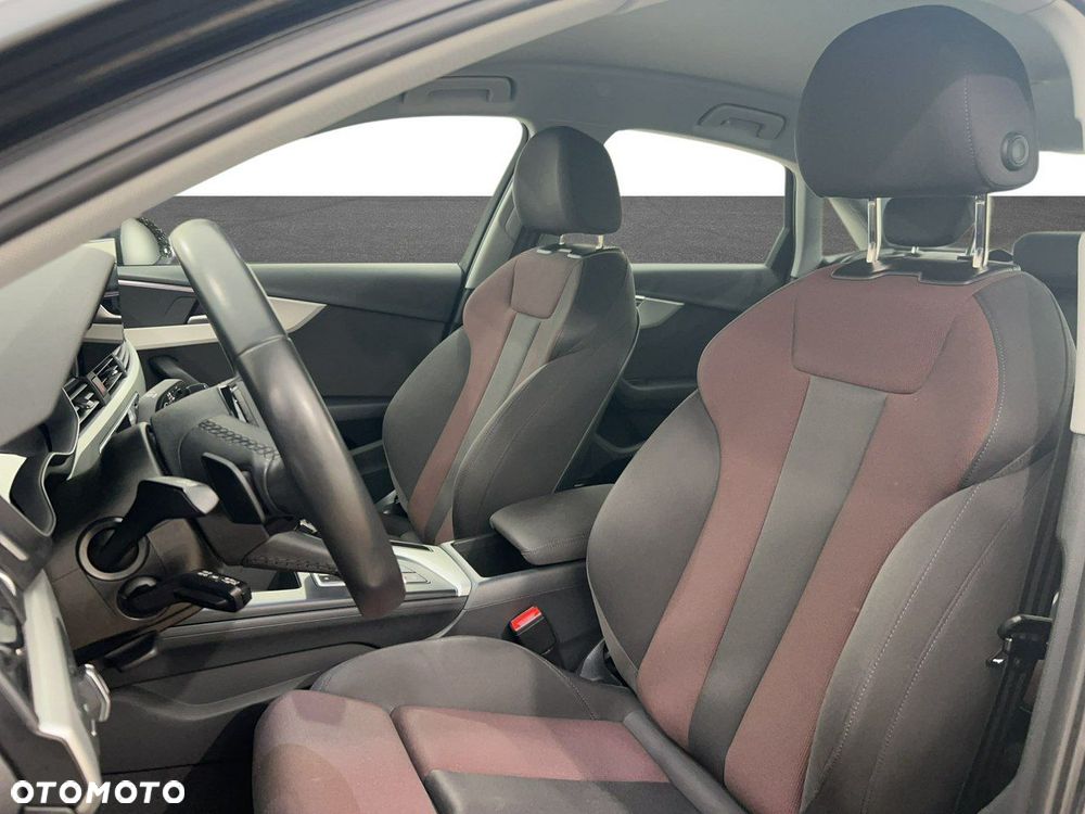 Audi A4 Allroad - 16