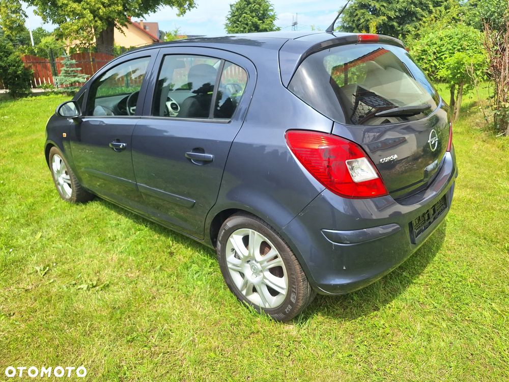 Opel Corsa 1.4 16V Automatik Edition - 3