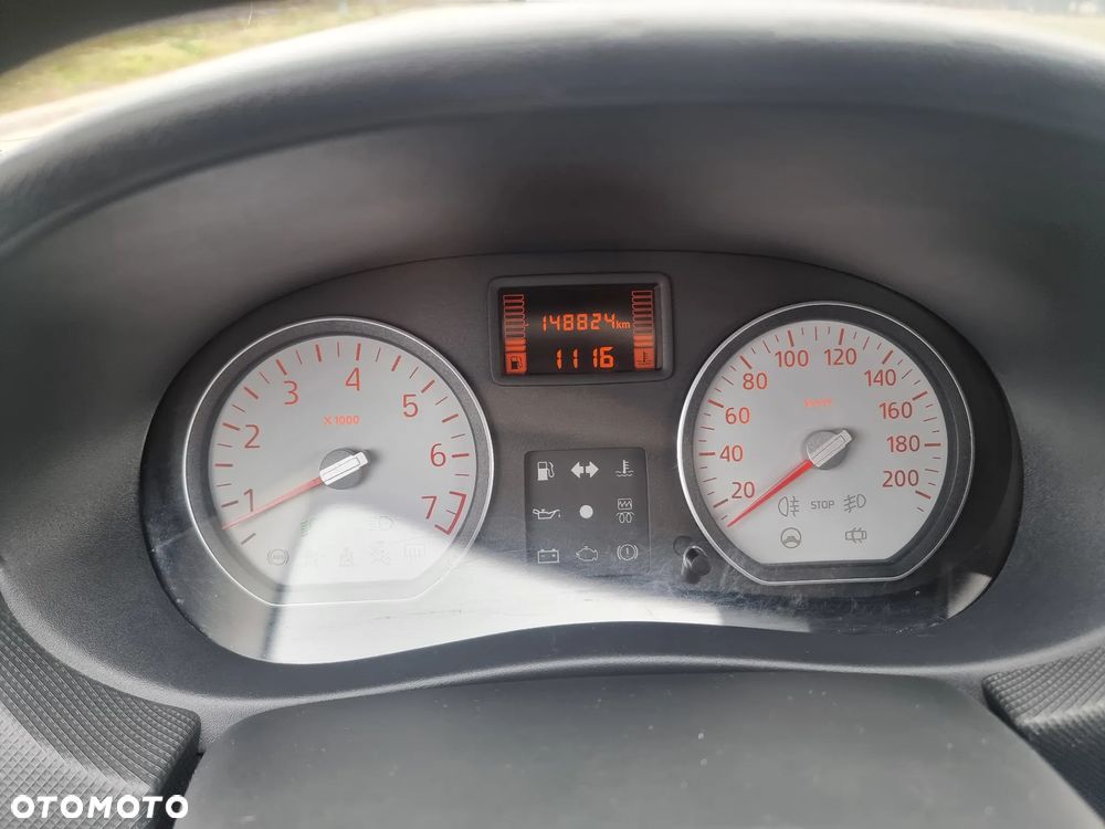 Dacia Sandero - 11