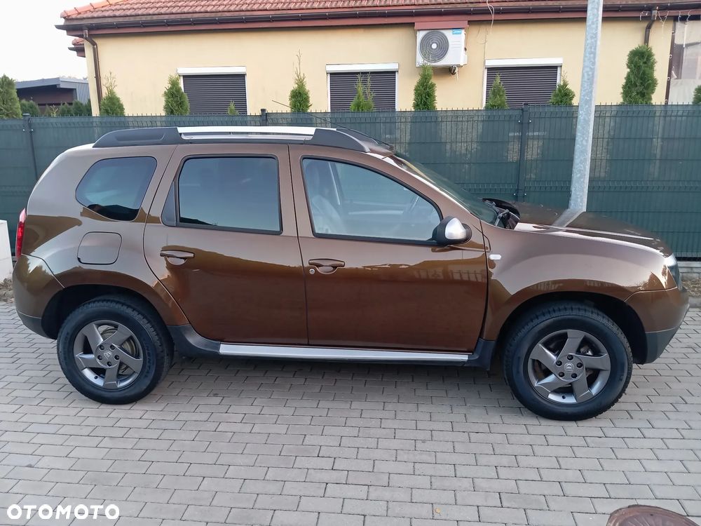 Dacia Duster 1.6 Laureate 4x4 - 24