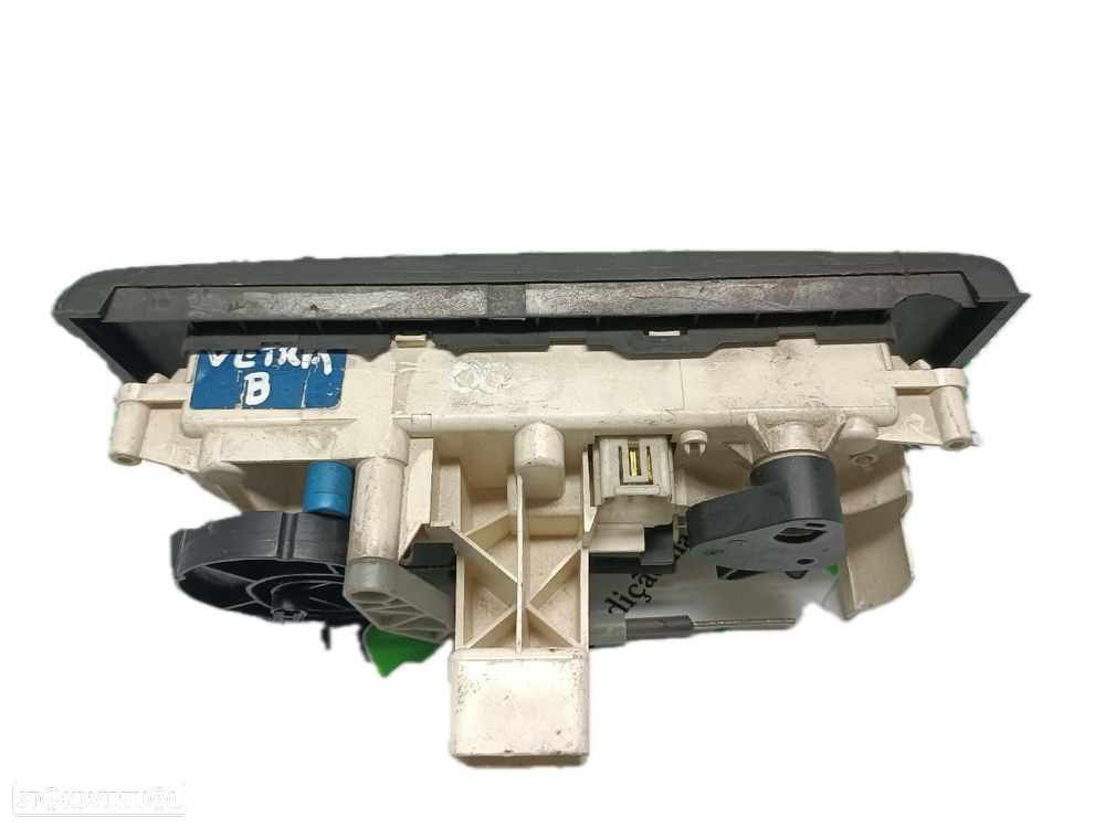 Comando / Botão De Sofagem / Climatronic Opel Vectra B (J96) - 2