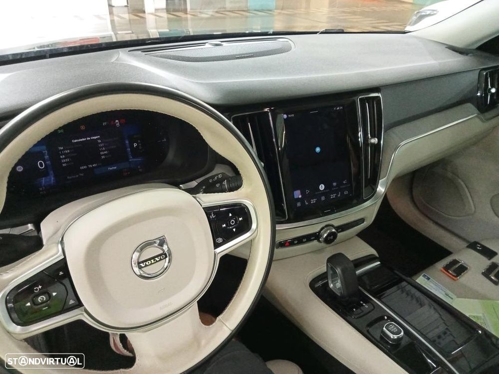 Volvo V60 2.0 T8 AWD TE Plus Bright - 9