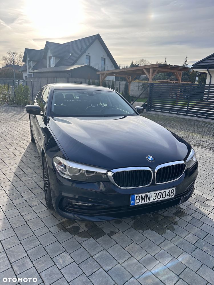 BMW Seria 5 520d xDrive M Sport sport - 1
