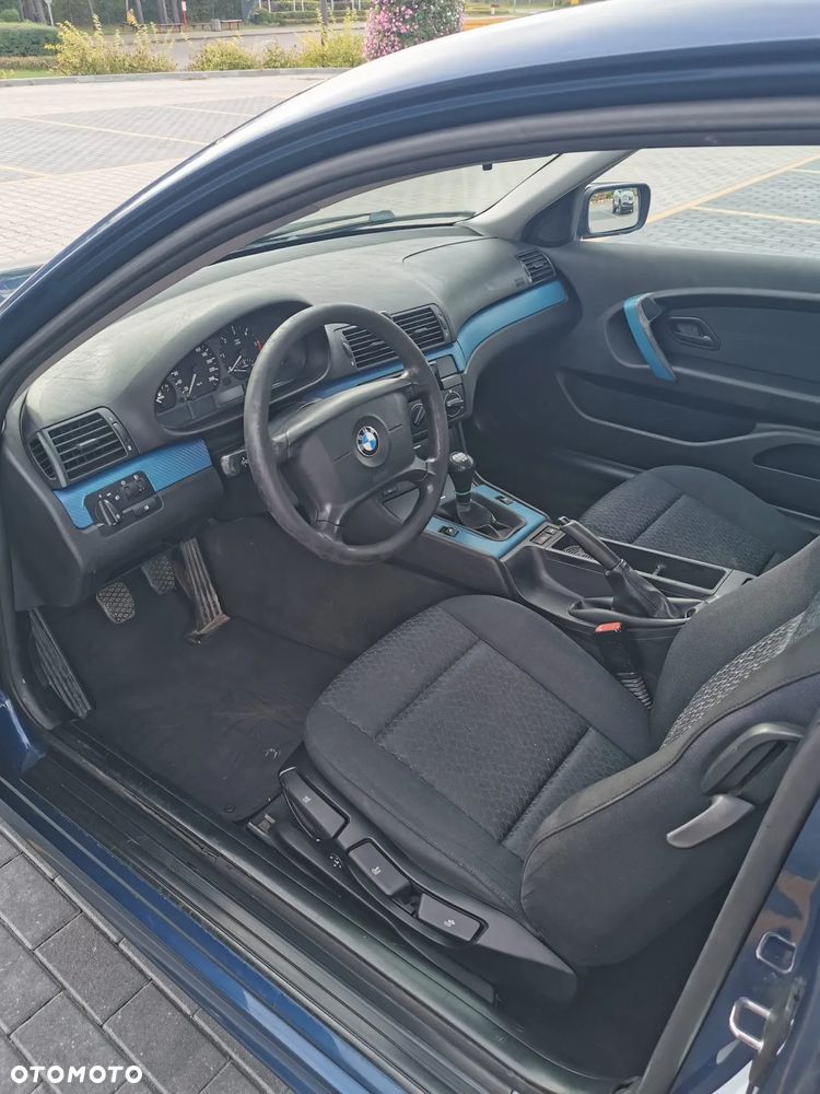 BMW Seria 3 318td - 11