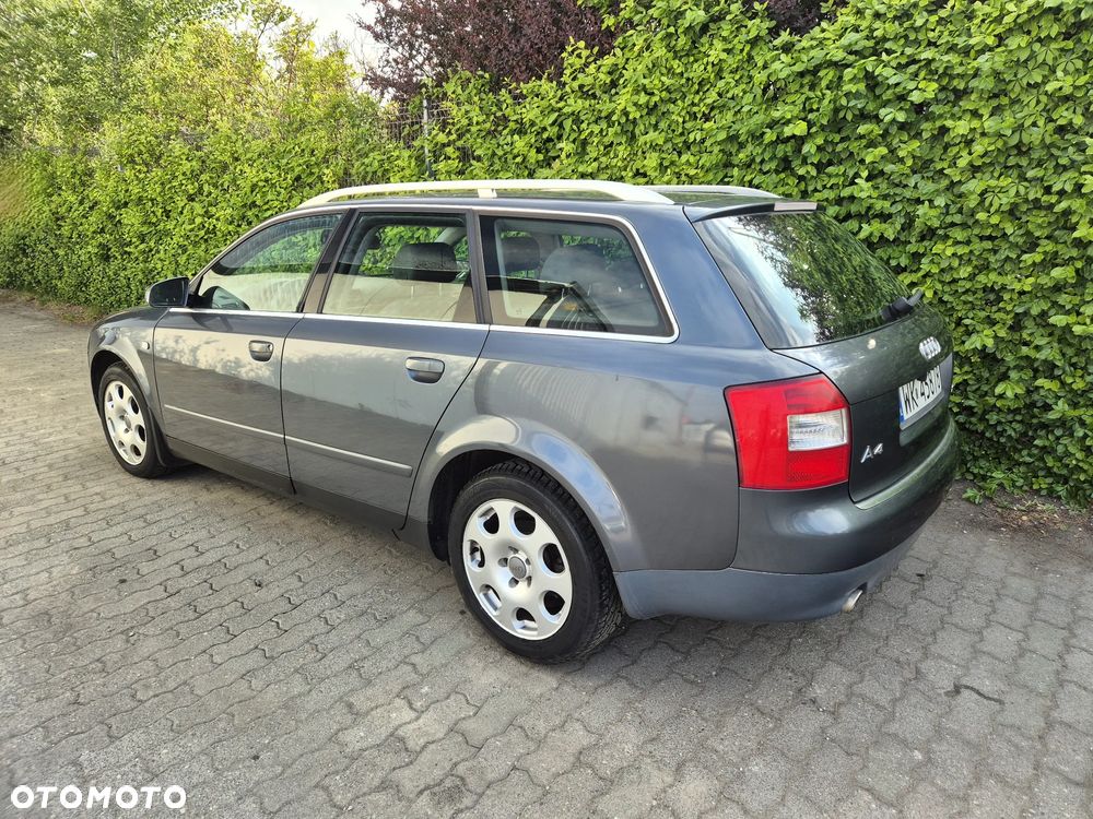 Audi A2 1.6 - 6